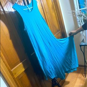 Love in green dress sleeveless M asymmetrical